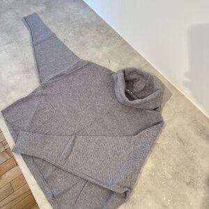 Heather Grey Cropped Turtle Neck